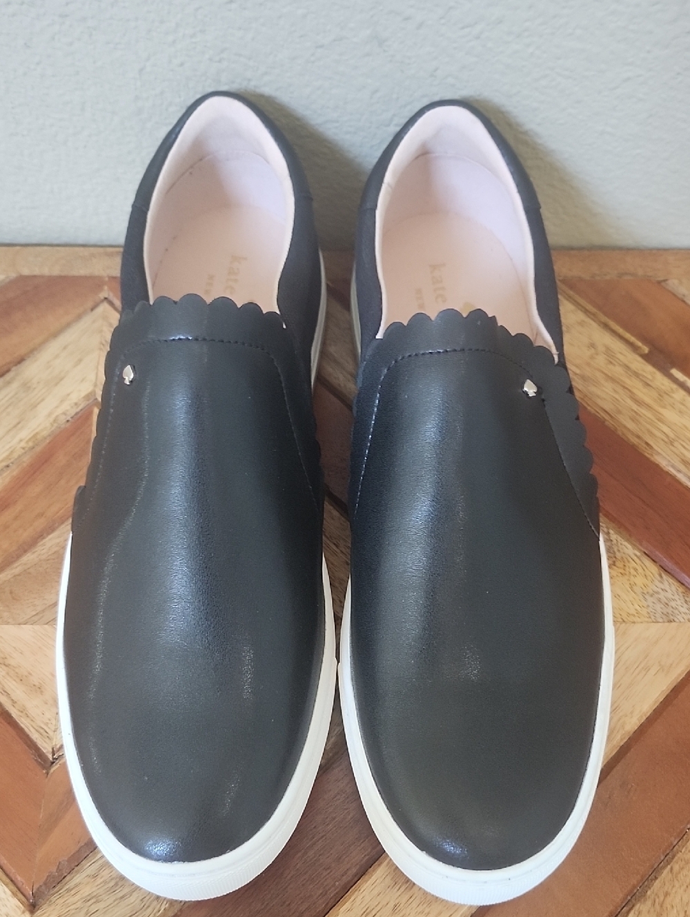 Black Slip-On Sneakers with Scalloped Edge